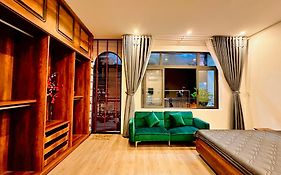 Mid Night Hotel 2*